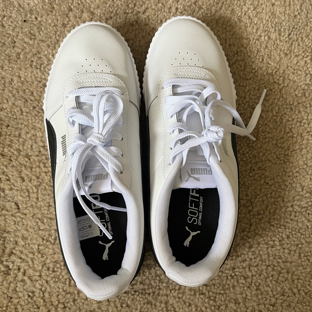 Womens Puma Sneakers